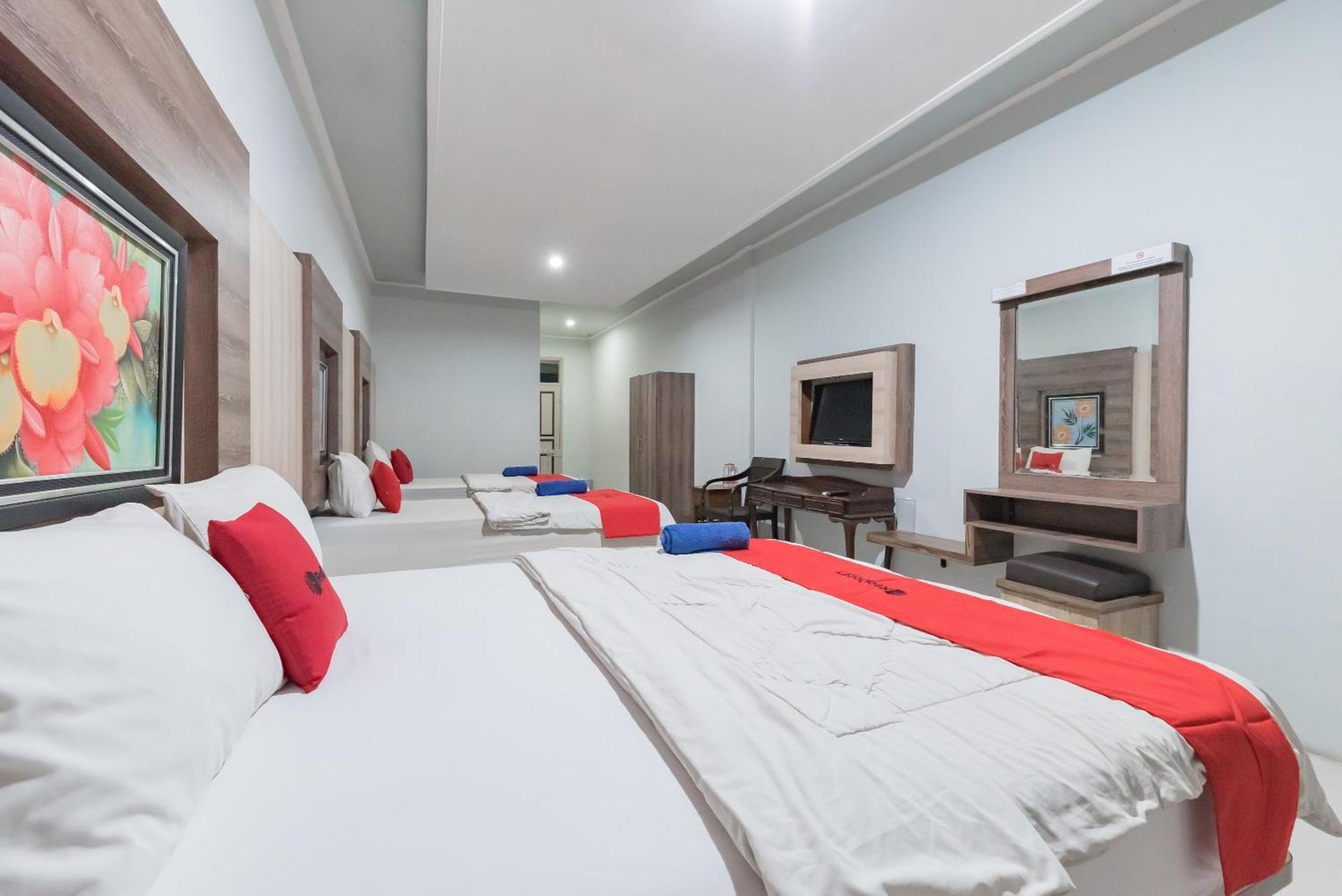 Reddoorz Resort Premium @ Sangkan Hurip Kuningan Exteriör bild