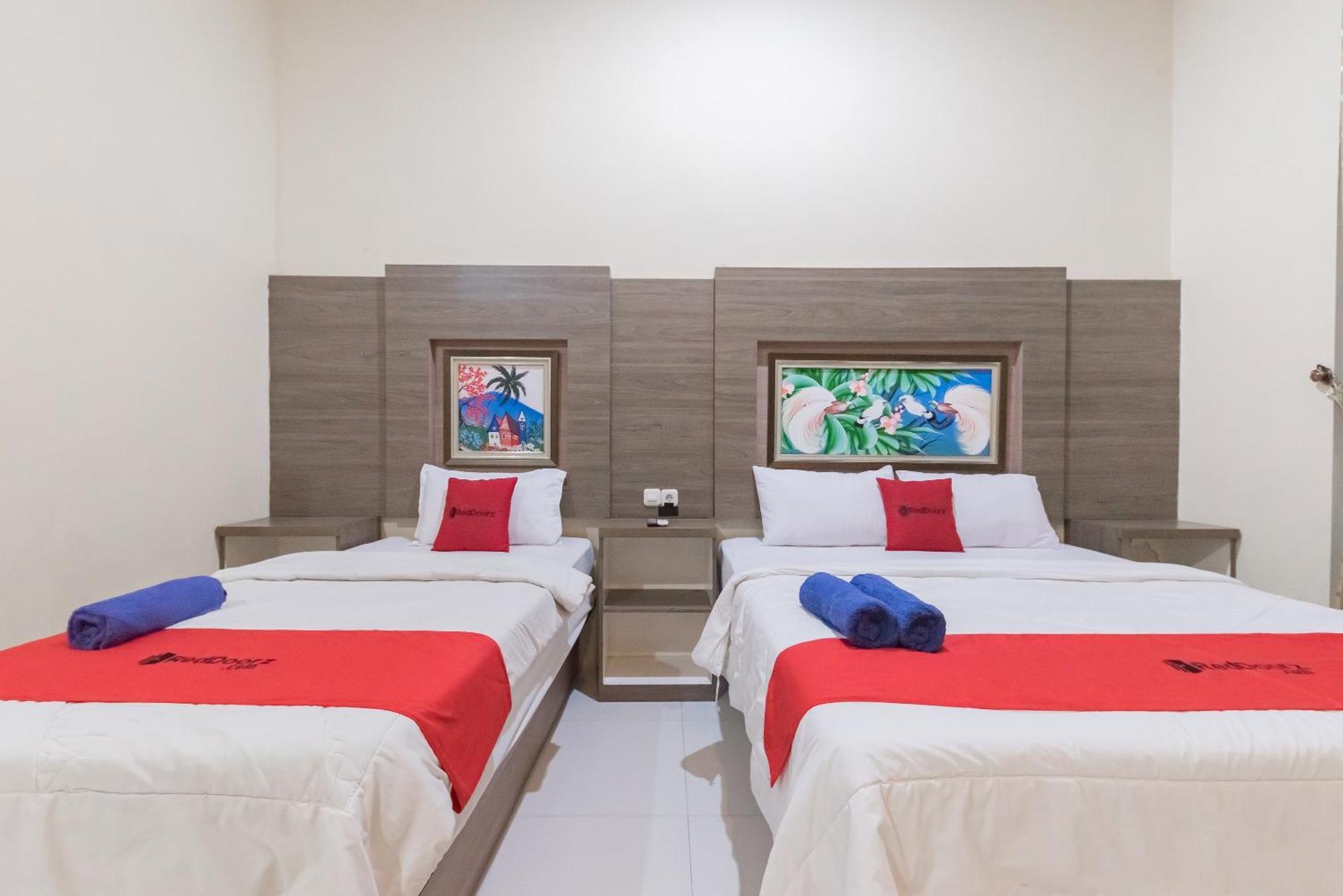 Reddoorz Resort Premium @ Sangkan Hurip Kuningan Exteriör bild